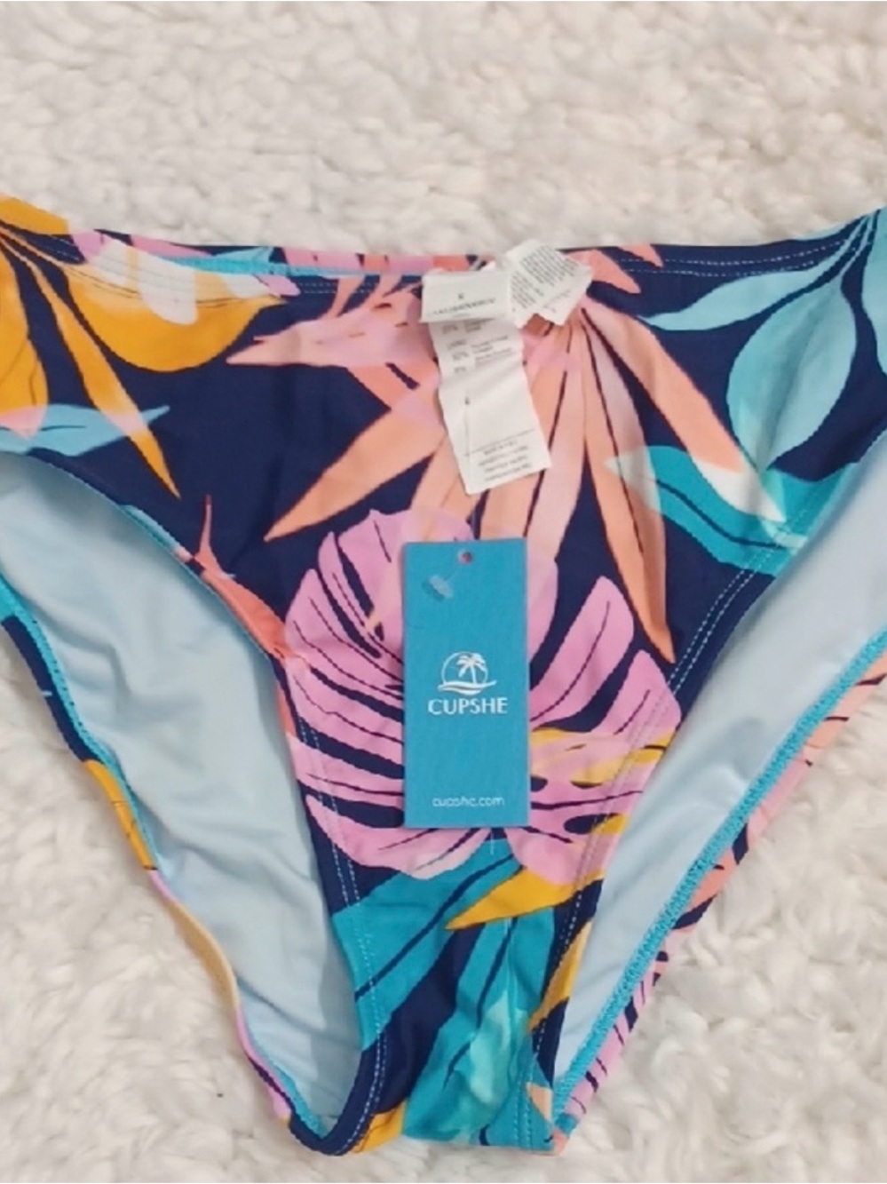 Cupshe Women's Vibrant Leaf Print Bikini Bottom - Blue and Pink